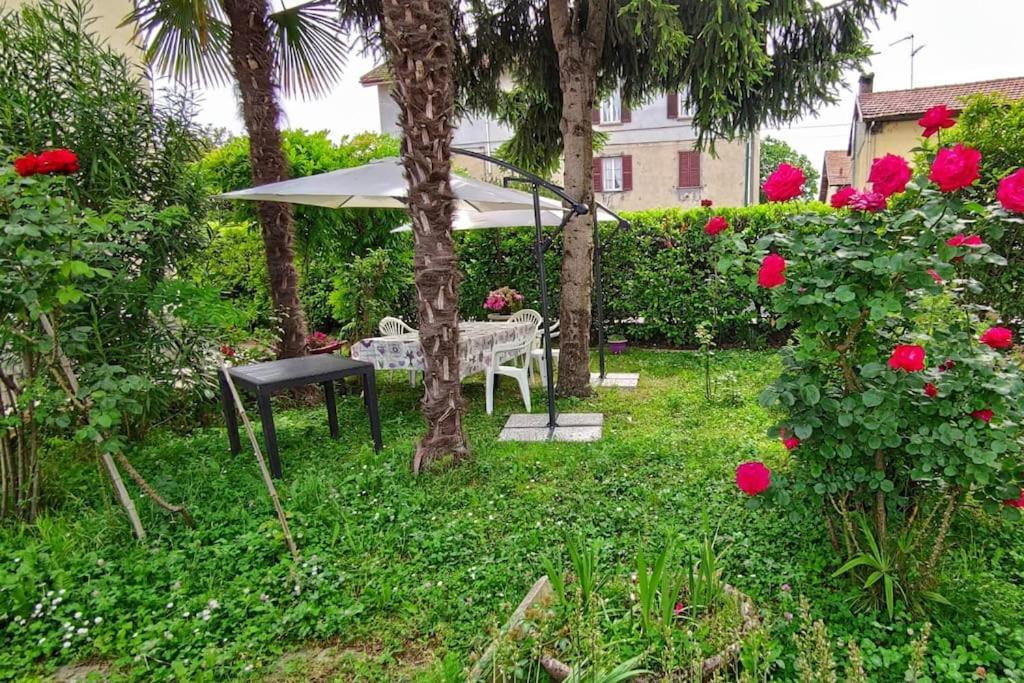 Villa Da Simona- Casa 4 Posti Letto + 4 Aggiuntivi à Arona Extérieur photo