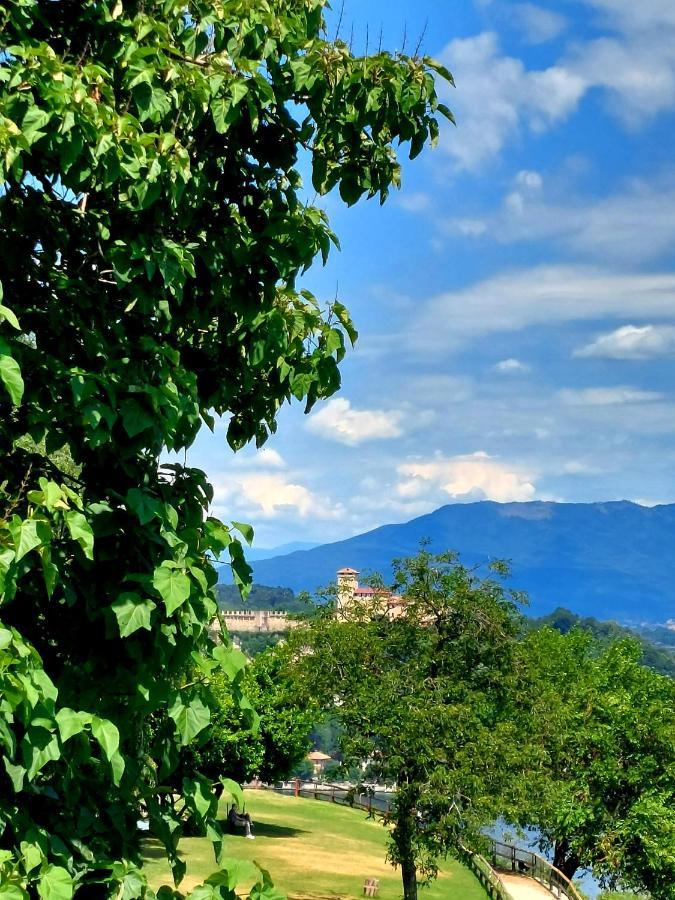 Villa Da Simona- Casa 4 Posti Letto + 4 Aggiuntivi à Arona Extérieur photo