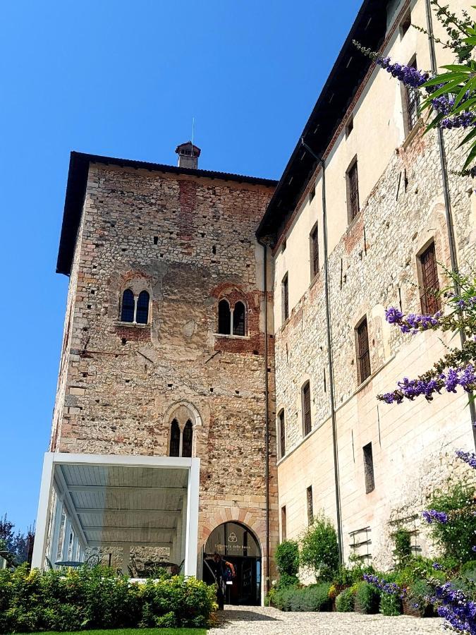Villa Da Simona- Casa 4 Posti Letto + 4 Aggiuntivi à Arona Extérieur photo