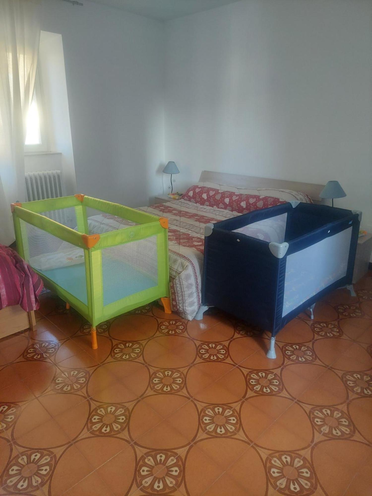 Villa Da Simona- Casa 4 Posti Letto + 4 Aggiuntivi à Arona Extérieur photo
